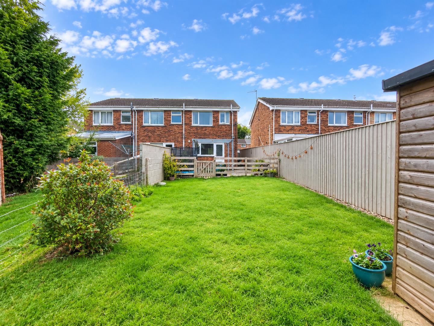 Clos Llandyfan, Garden Village, Gorseinon, Swansea, SA4 4JQ